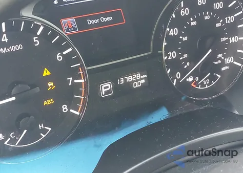 2013 Nissan Pathfinder Sl z USA, uszkodzony, nr VIN 5N1AR2MM3DC679832